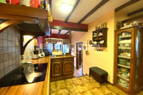 4 bedrooms villa for sale in Principado De Andorra (Ninguna Poblacion Tiene C.P.), Lleida, Catalonia, Spain № 5284 - photo 30