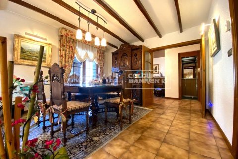 4 bedrooms villa for sale in Principado De Andorra (Ninguna Poblacion Tiene C.P.), Lleida, Catalonia, Spain № 5284 - photo 9