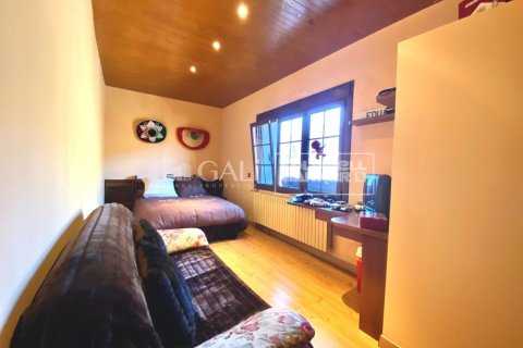 4 bedrooms villa for sale in Principado De Andorra (Ninguna Poblacion Tiene C.P.), Lleida, Catalonia, Spain № 5284 - photo 24