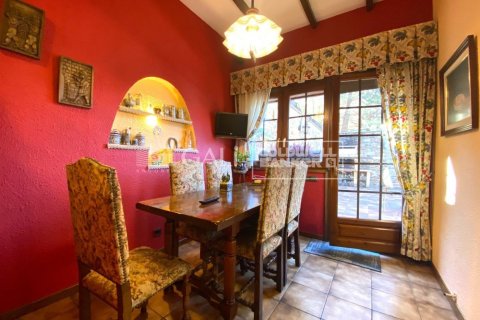 4 bedrooms villa for sale in Principado De Andorra (Ninguna Poblacion Tiene C.P.), Lleida, Catalonia, Spain № 5284 - photo 21