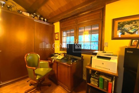 4 bedrooms villa for sale in Principado De Andorra (Ninguna Poblacion Tiene C.P.), Lleida, Catalonia, Spain № 5284 - photo 26