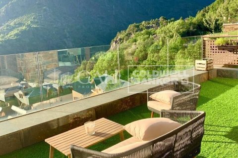 4 bedrooms apartment for sale in Principado De Andorra (Ninguna Poblacion Tiene C.P.), Lleida, Catalonia, Spain № 5286 - photo 25