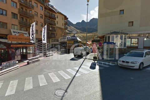 199 sq.m. commercial property for sale in Principado De Andorra (Ninguna Poblacion Tiene C.P.), Lleida, Catalonia, Spain № 5282