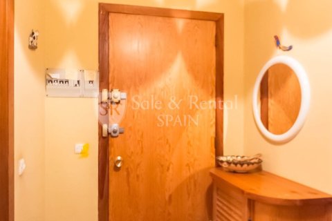 2 bedrooms apartment for sale in Tossa de Mar, Girona, Catalonia, Spain № 6717 - photo 3