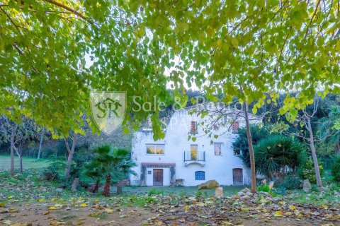 4 bedrooms house for sale in Sant Pol de Mar, Barcelona, Catalonia, Spain № 6716 - photo 12