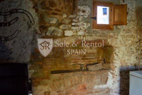 4 bedrooms house for sale in Sant Pol de Mar, Barcelona, Catalonia, Spain № 6716 - photo 17