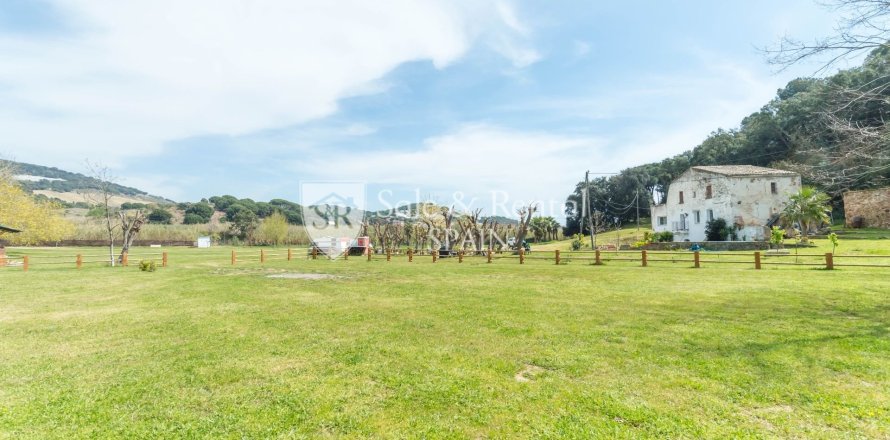 4 bedrooms house for sale in Sant Pol de Mar, Barcelona, Catalonia, Spain № 6716