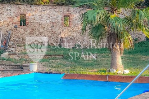 4 bedrooms house for sale in Sant Pol de Mar, Barcelona, Catalonia, Spain № 6716 - photo 14