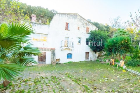 4 bedrooms house for sale in Sant Pol de Mar, Barcelona, Catalonia, Spain № 6716 - photo 15