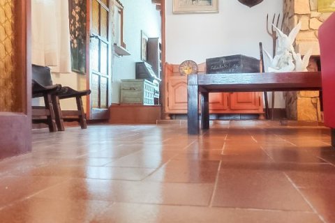 5 bedrooms house for sale in Caldes de Malavella, Girona, Catalonia, Spain № 6715 - photo 8