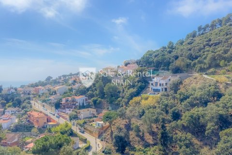 6 bedrooms house for sale in Santa Susanna, Barcelona, Catalonia, Spain № 6718 - photo 2