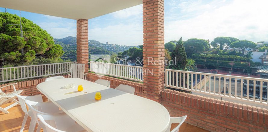 7 bedrooms house for sale in Lloret de Mar, Girona, Catalonia, Spain № 6712