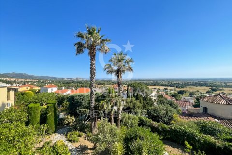 Купить виллу в Палау-Савердера, Испания с 3 спальни, 476м², № 7751 - фото 2