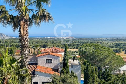 Купить виллу в Палау-Савердера, Испания с 3 спальни, 476м², № 7751 - фото 3