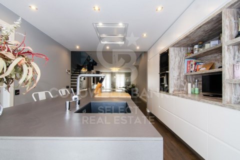 Купить дом в Сабадель, Испания с 3 спальни, 347м², № 7749 - фото 16