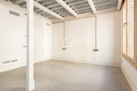 2 chambres apartment à vendre à Barcelona, Catalonia, Spain № 4390 - photo 6