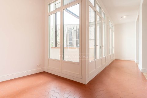 2 chambres apartment à vendre à Barcelona, Catalonia, Spain № 4394 - photo 19
