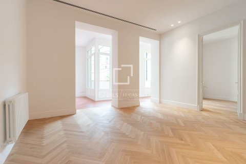 2 chambres apartment à vendre à Barcelona, Catalonia, Spain № 4394 - photo 13