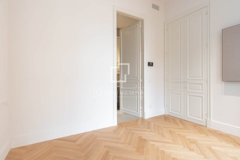 2 chambres apartment à vendre à Barcelona, Catalonia, Spain № 4394 - photo 28