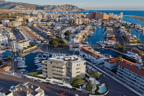 3 bedrooms apartment for sale in Roses, Girona, Catalonia, Spain № 5355 - photo 8