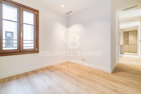 2 bedrooms penthouse for sale in Barcelona, Catalonia, Spain № 5350 - photo 7