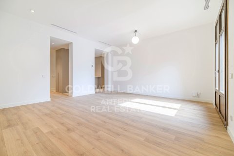 2 bedrooms penthouse for sale in Barcelona, Catalonia, Spain № 5350 - photo 10