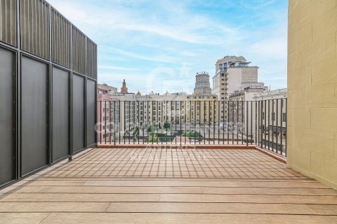 2 bedrooms penthouse for sale in Barcelona, Catalonia, Spain № 5350 - photo 3
