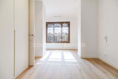 2 bedrooms penthouse for sale in Barcelona, Catalonia, Spain № 5350 - photo 12