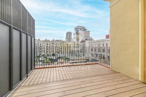 2 bedrooms penthouse for sale in Barcelona, Catalonia, Spain № 5350 - photo 2