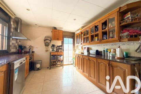 Купить дом в Сан-Пере-де-Виламайор, Испания с 4 спальни, 227м², № 4721 - фото 7