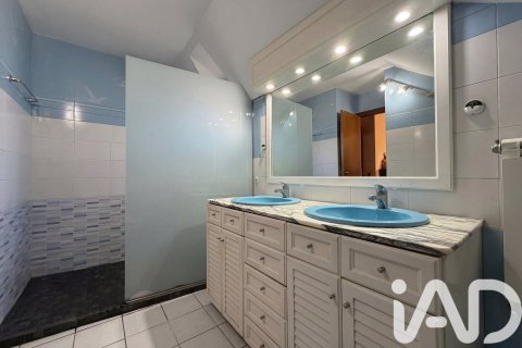 Купить дом в Сан-Пере-де-Виламайор, Испания с 4 спальни, 227м², № 4721 - фото 25