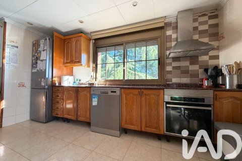 Купить дом в Сан-Пере-де-Виламайор, Испания с 4 спальни, 227м², № 4721 - фото 27