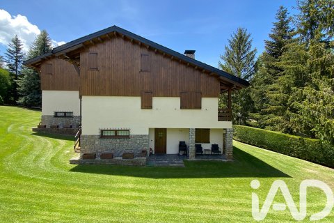 3 bedrooms apartment for sale in Alp, Girona, Catalonia, Spain № 4718 - photo 4