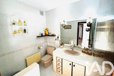 5 bedrooms townhouse for sale in El Masnou, Barcelona, Catalonia, Spain № 4716 - photo 6