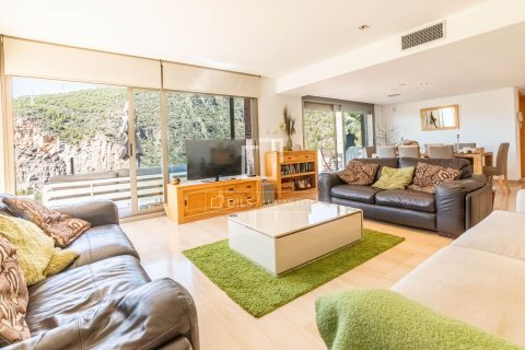 6 chambres villa à vendre à Castelldefels, Barcelona, Catalonia, Spain № 4288 - photo 6