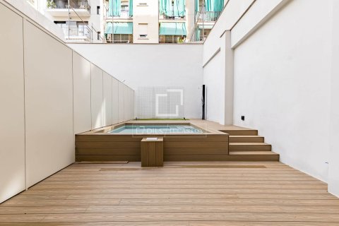 2 chambres apartment à vendre à Barcelona, Catalonia, Spain № 4289 - photo 4