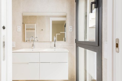 2 chambres apartment à vendre à Barcelona, Catalonia, Spain № 4290 - photo 27