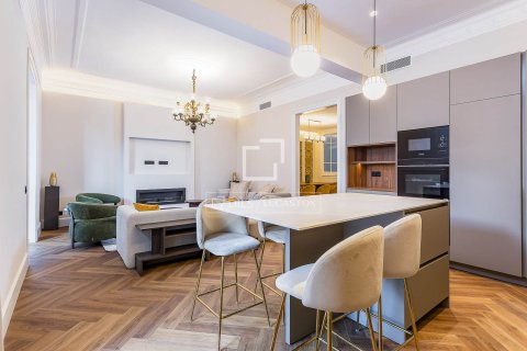 3 chambres apartment à vendre à Barcelona, Catalonia, Spain № 4291 - photo 2