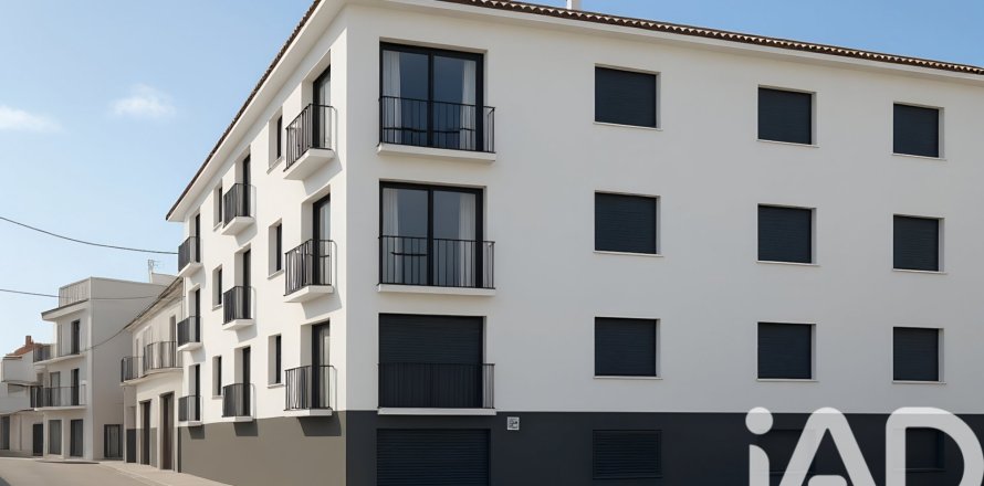 902 sq.m. commercial property for sale in Canet de Mar, Barcelona, Catalonia, Spain № 4679