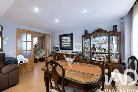 5 bedrooms house for sale in Valls, Tarragona, Catalonia, Spain № 4674 - photo 17