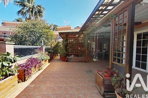 5 bedrooms house for sale in Salou, Tarragona, Catalonia, Spain № 4673 - photo 3