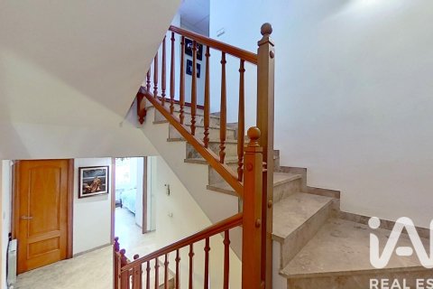 5 bedrooms house for sale in Salou, Tarragona, Catalonia, Spain № 4673 - photo 15