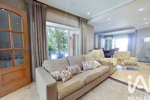 5 bedrooms house for sale in Salou, Tarragona, Catalonia, Spain № 4673 - photo 9