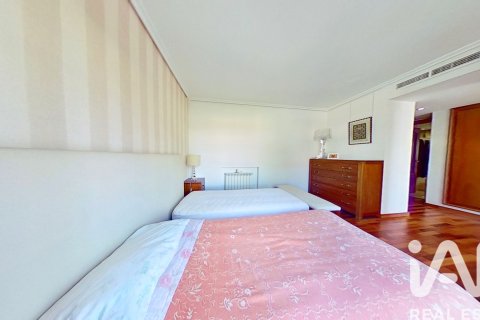 5 bedrooms house for sale in Salou, Tarragona, Catalonia, Spain № 4673 - photo 18