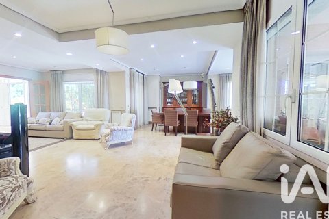 5 bedrooms house for sale in Salou, Tarragona, Catalonia, Spain № 4673 - photo 11