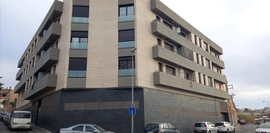 Propiedad comercial de 3 dormitorios en venta en Igualada, Barcelona, Cataluña, Spain № 7030