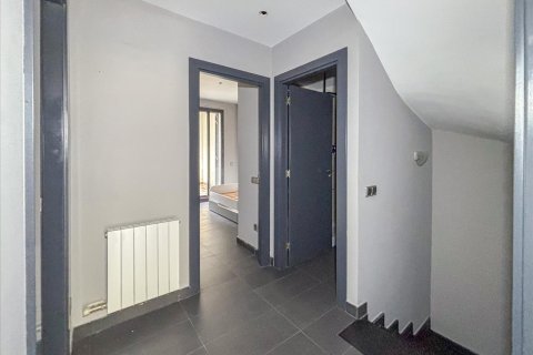 3 bedrooms house for sale in Arenys de Mar, Barcelona, Catalonia, Spain № 7029 - photo 19