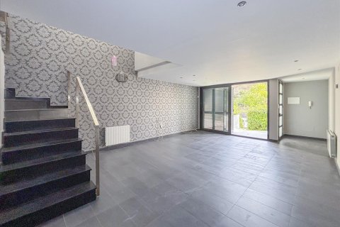 3 bedrooms house for sale in Arenys de Mar, Barcelona, Catalonia, Spain № 7029 - photo 2