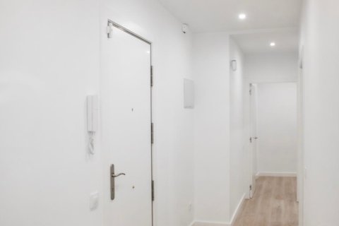 2 chambres apartment à vendre à Barcelona, Catalonia, Spain № 3653 - photo 19