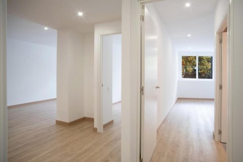 2 chambres apartment à vendre à Barcelona, Catalonia, Spain № 3655 - photo 8